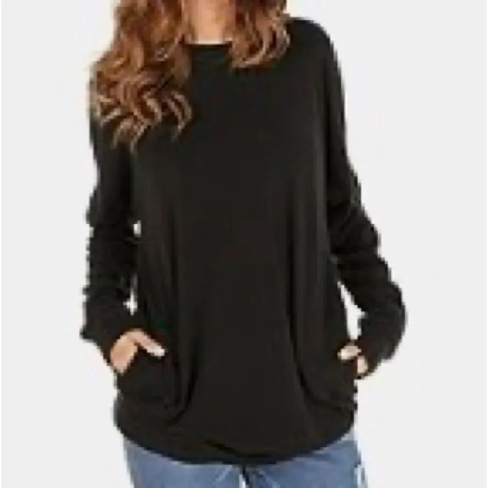 Long Sleeve Knit Top with Pockets in Black Women’s 1X
